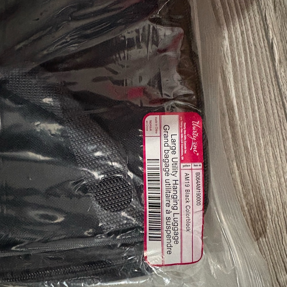 Thirty-One Black Large Utility Hanger